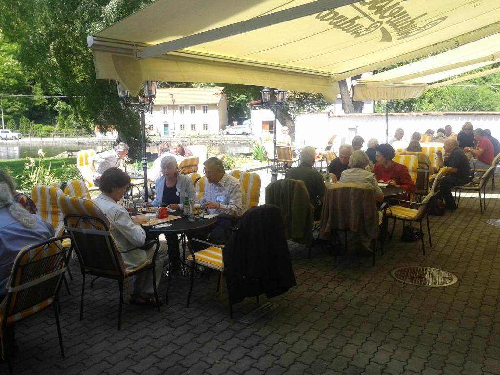 Hotel Ruze Rožmberk nad Vltavou Eksteriør bilde